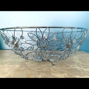 Decorative metal bowl